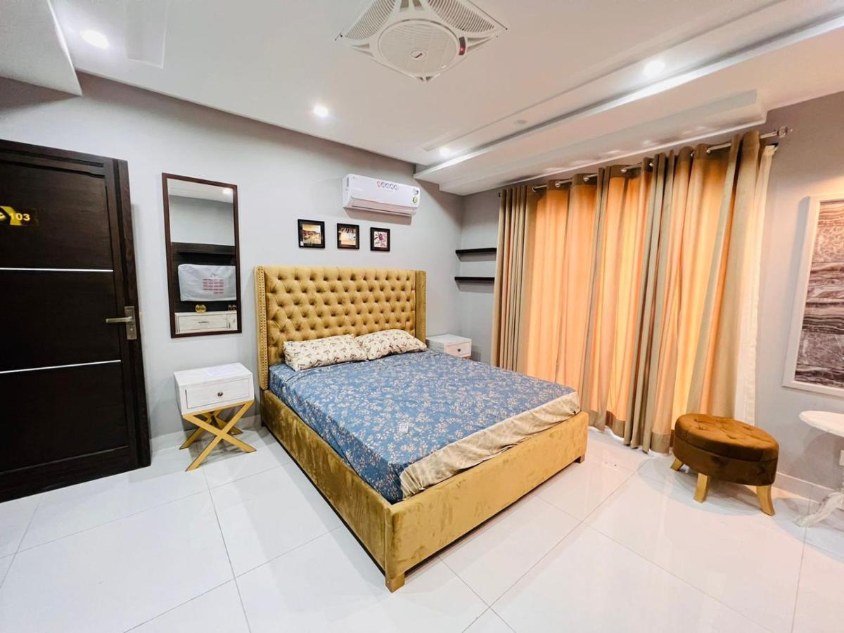 Eiffel Luxury Apartments Лахор Екстер'єр фото